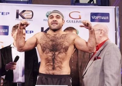 Ukraynalı boksçu Fariz Məmmədov qarşısında cəmi 2 raund tab gətirdi