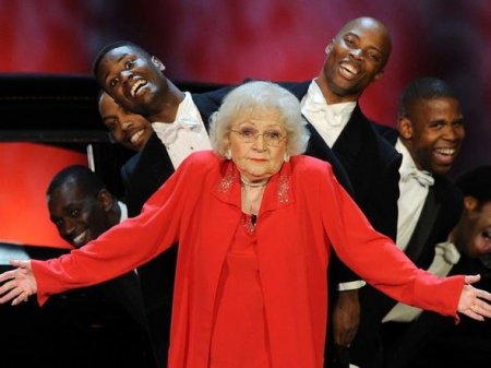 99 yaşlı tanınmış aktrisa uzunömürlülüyün sirrini açıqladı - FOTO