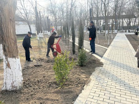 Parkda abadlıq işləri tamamlanır