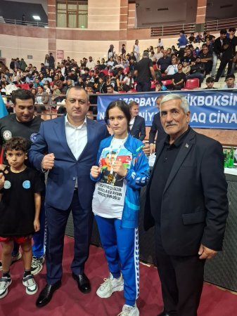 Adullazadə Fatimə Cavad qızı – Azərbaycan Kikboksinqində yeni qürur səhifəsi Adullazadə Fatimə Cavad qızı – Azərbaycan Kikboksinqində yeni qürur səhifəsi