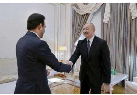 Prezident İlham Əliyev Müsəlman Ağsaqqalları Şurasının baş katibini qəbul edib