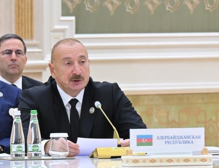 Prezident Türkmənbaşıda tədbirdə iştirak etdi - Foto